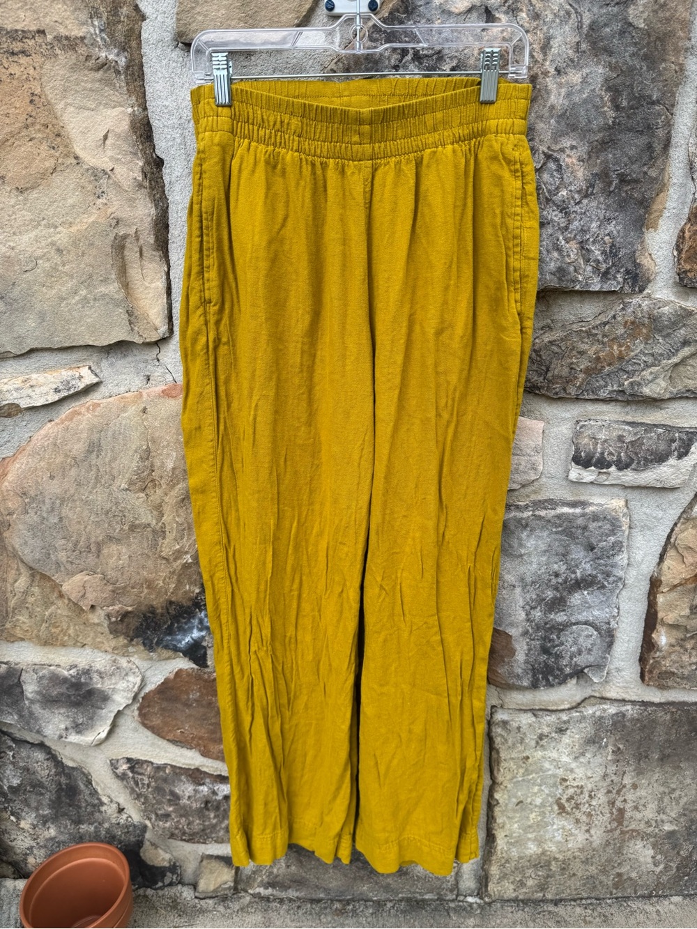 Old Navy Linen Blend High Rise Wide Leg Pants in Mustard Yellow Medium Tall